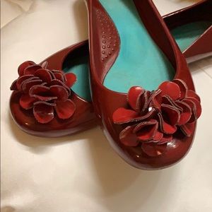 Oka b. red ballet flat size 8